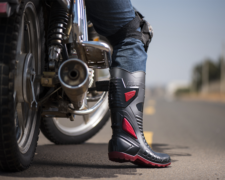 Boda Moto Riders Boot Concept Photography